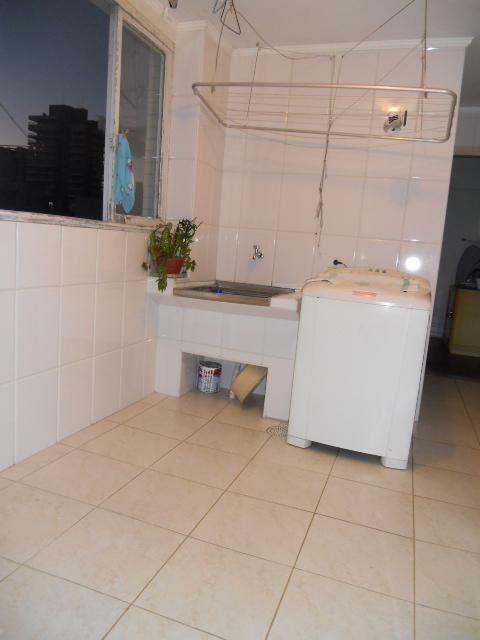 Apartamento à venda com 3 quartos, 90m² - Foto 26