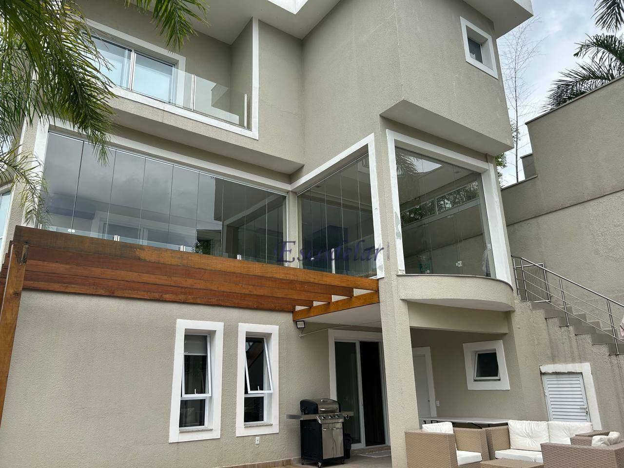 Casa de Condomínio à venda com 5 quartos, 460m² - Foto 1