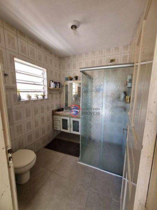 Casa à venda com 3 quartos, 282m² - Foto 6