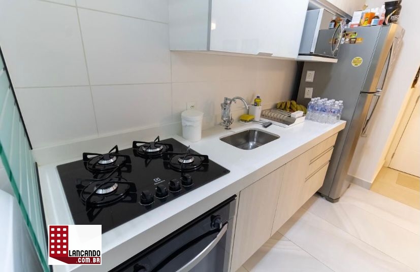 Apartamento à venda com 2 quartos, 70m² - Foto 4