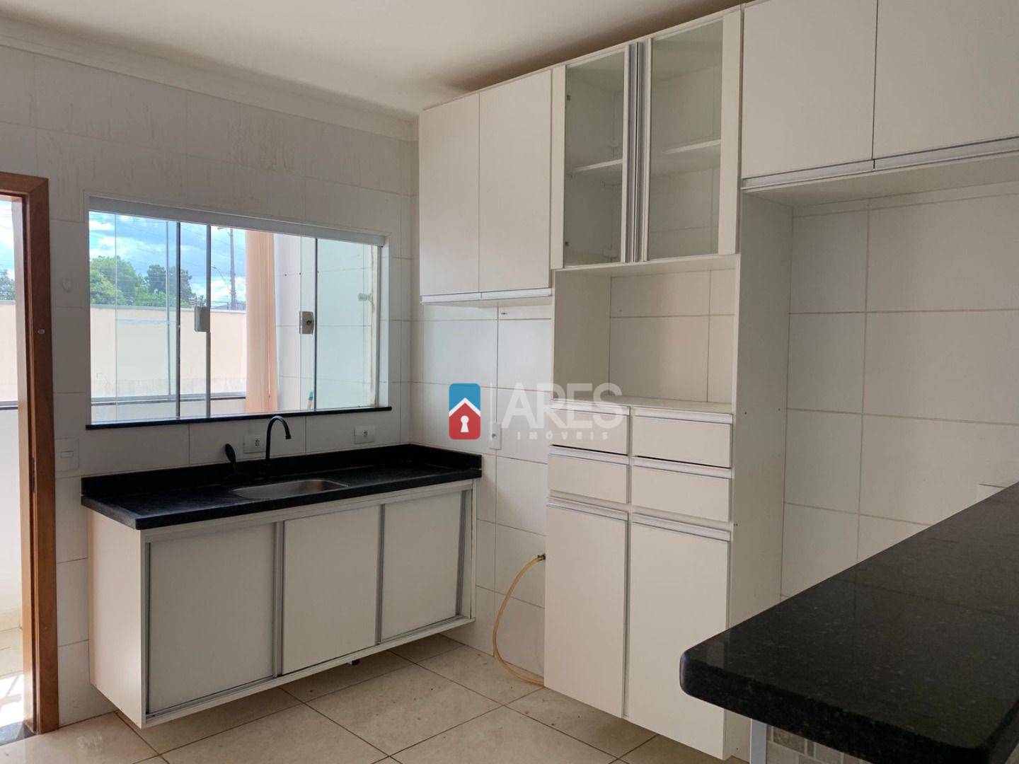 Apartamento para alugar com 2 quartos, 80m² - Foto 3