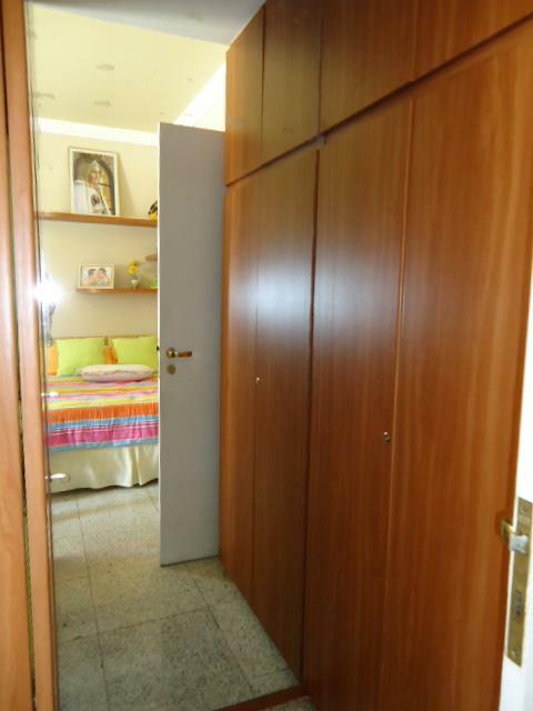 Apartamento à venda com 4 quartos, 303m² - Foto 18