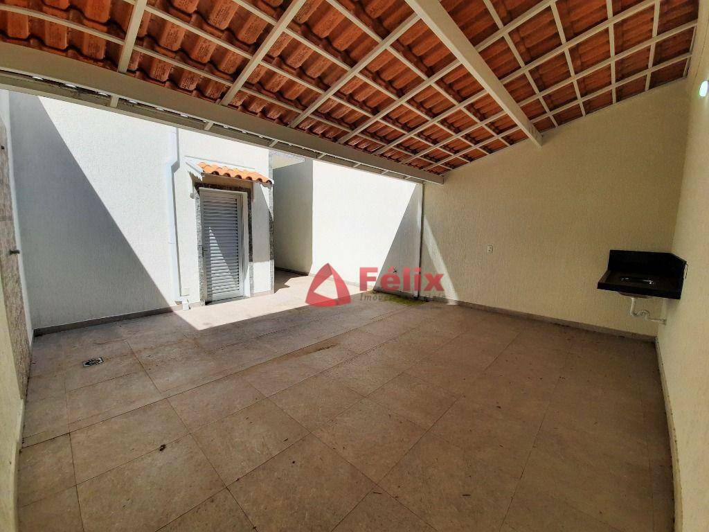 Casa à venda com 3 quartos, 254m² - Foto 14