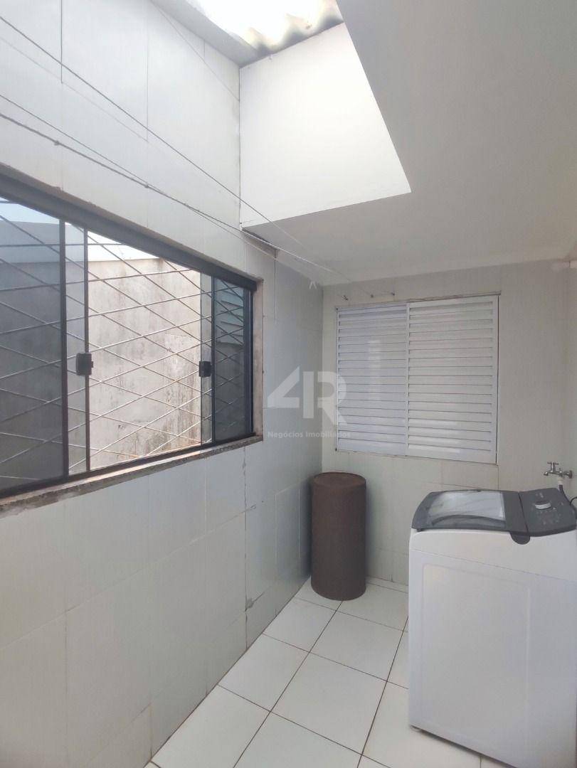 Casa à venda com 3 quartos, 80m² - Foto 10