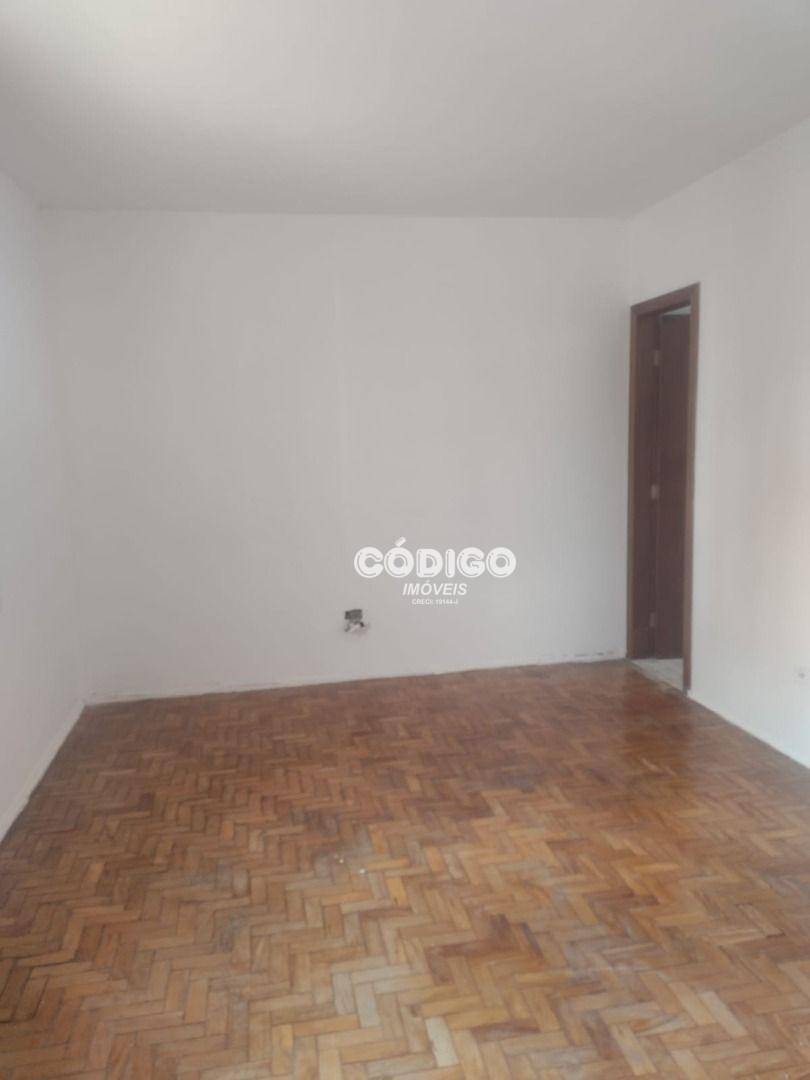 Sobrado para alugar com 3 quartos, 150m² - Foto 13