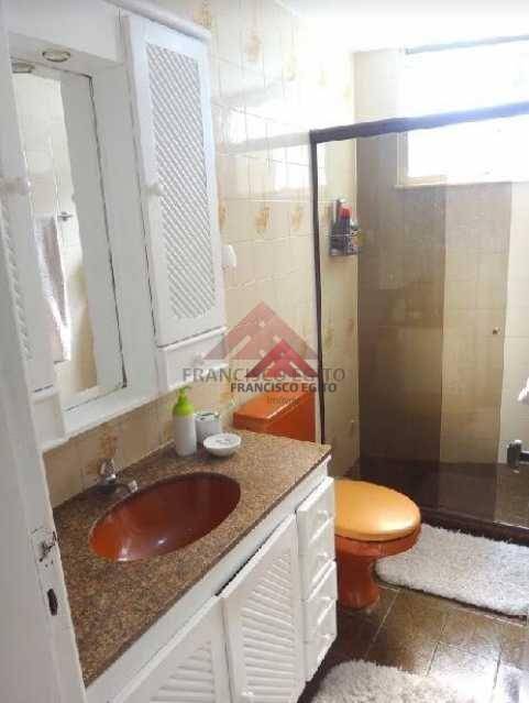 Apartamento à venda com 2 quartos, 75m² - Foto 12