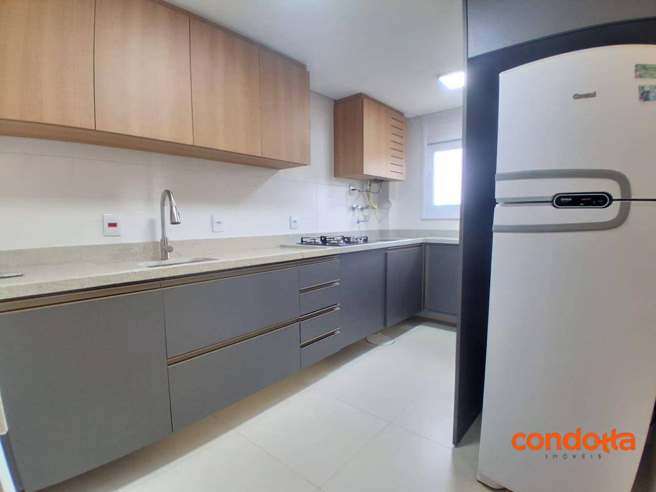 Apartamento para alugar com 2 quartos, 70m² - Foto 5