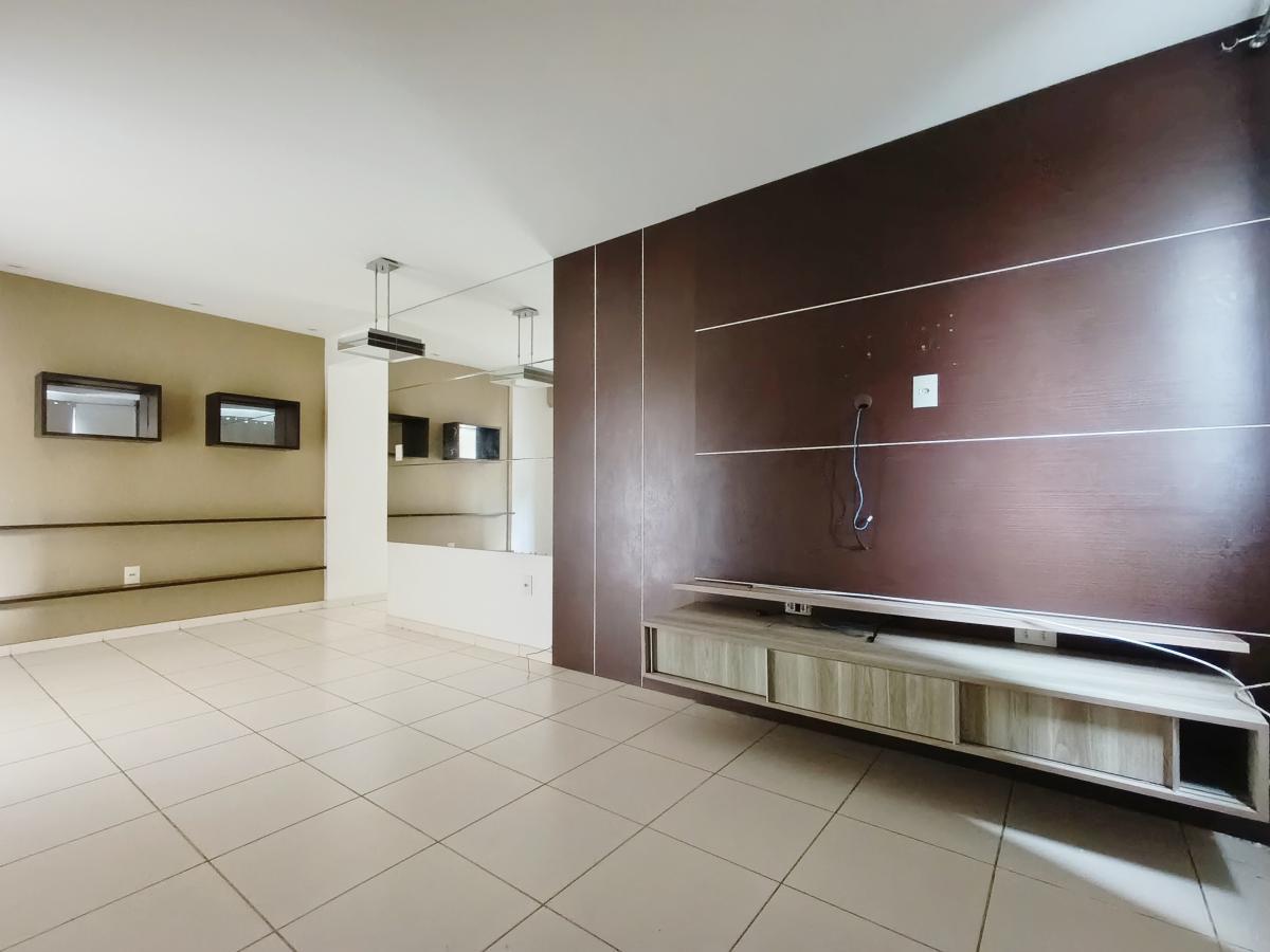 Apartamento à venda com 3 quartos, 74m² - Foto 1