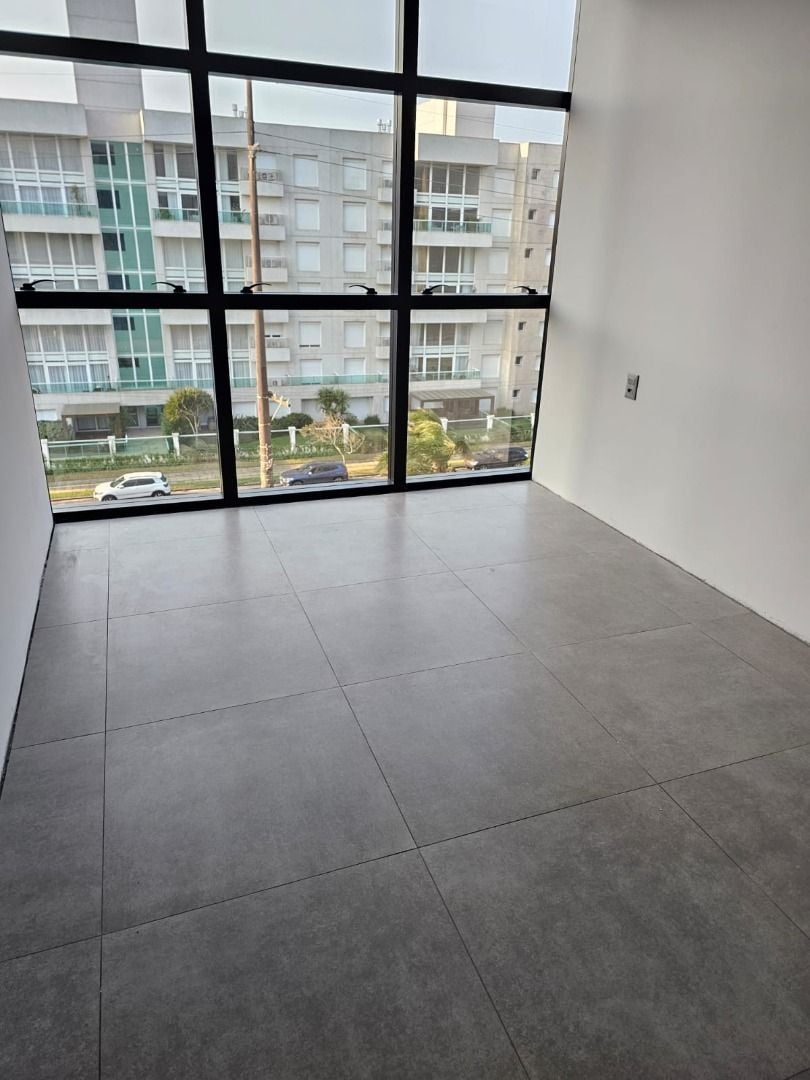 Apartamento à venda com 1 quarto, 93m² - Foto 17