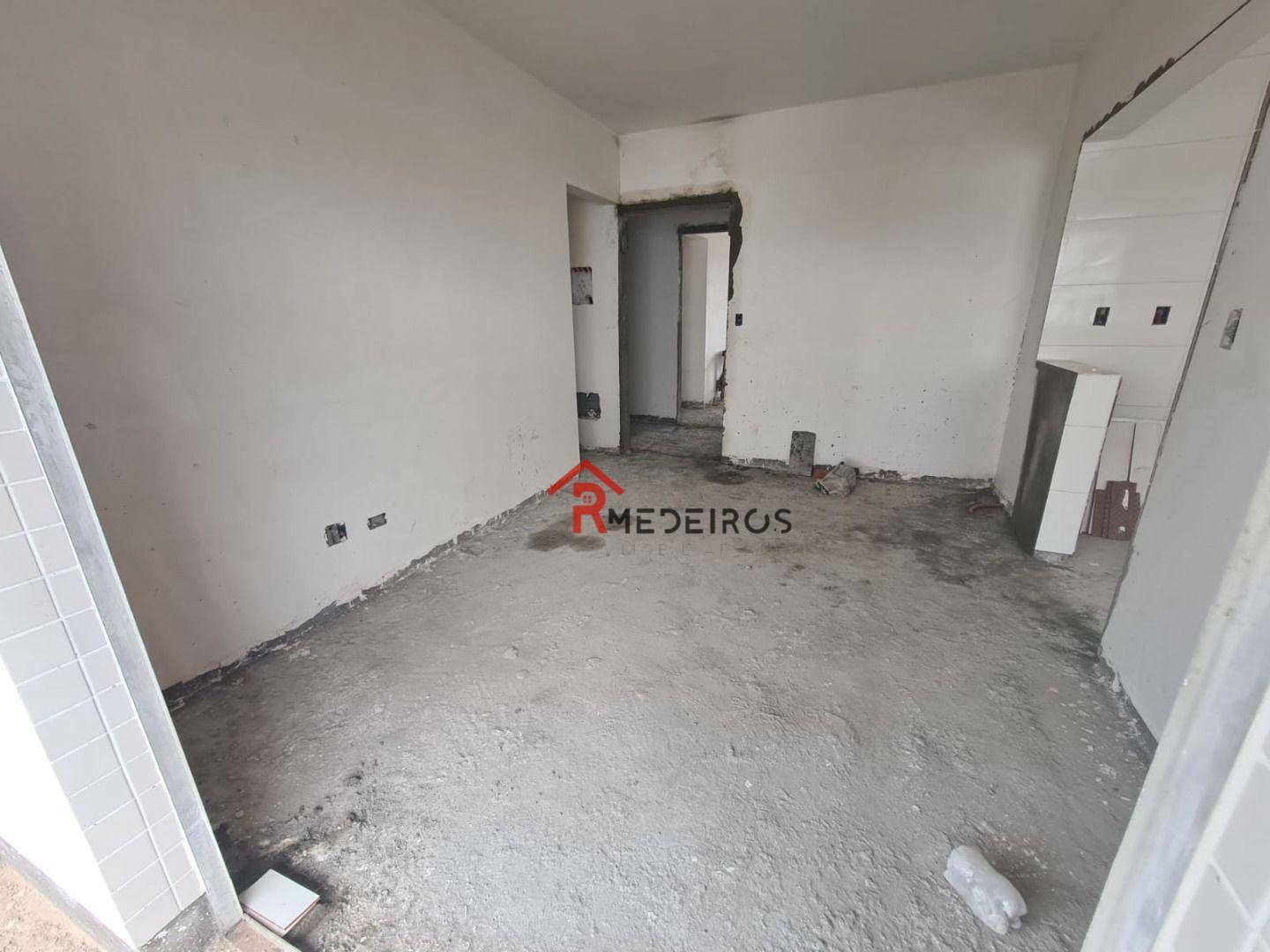 Apartamento à venda com 2 quartos, 76m² - Foto 4