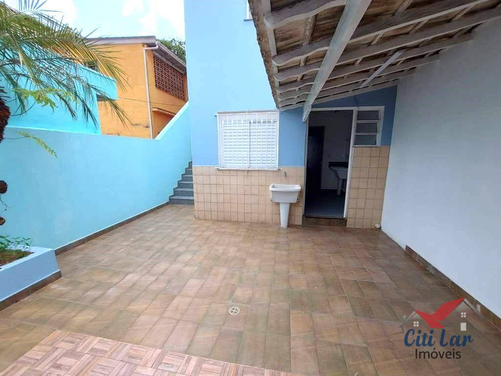 Sobrado à venda e aluguel com 3 quartos, 250m² - Foto 12