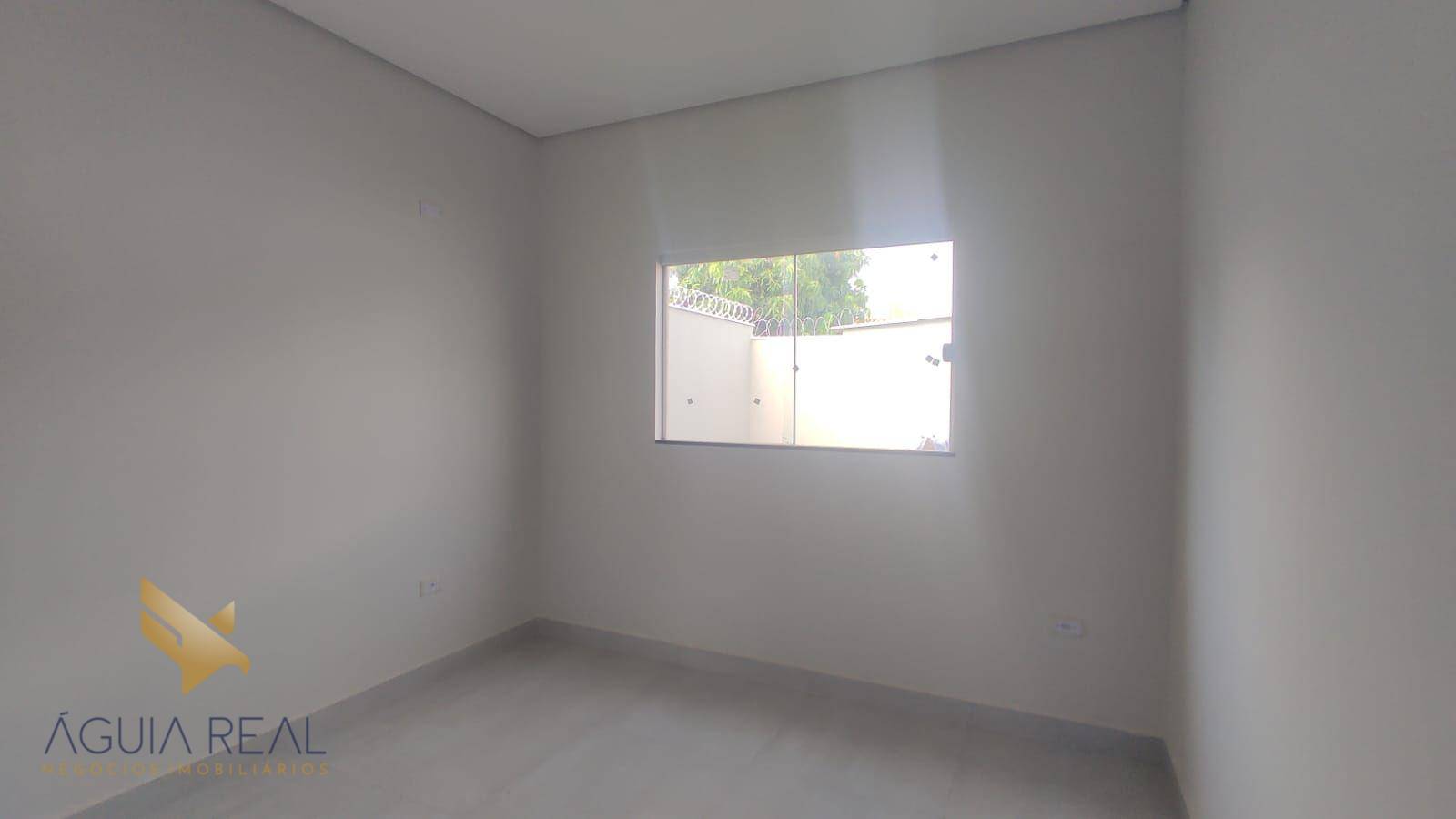 Casa à venda com 2 quartos, 60m² - Foto 7