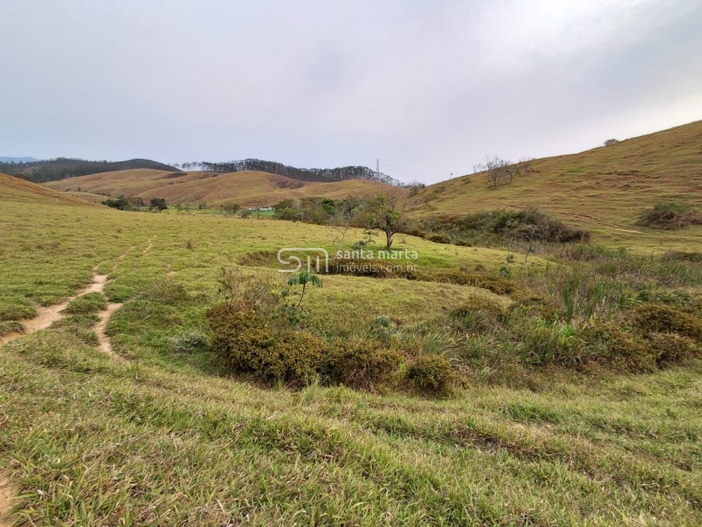 Fazenda à venda com 3 quartos, 86m² - Foto 1