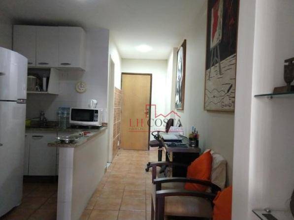 Apartamento à venda com 1 quarto, 34m² - Foto 2