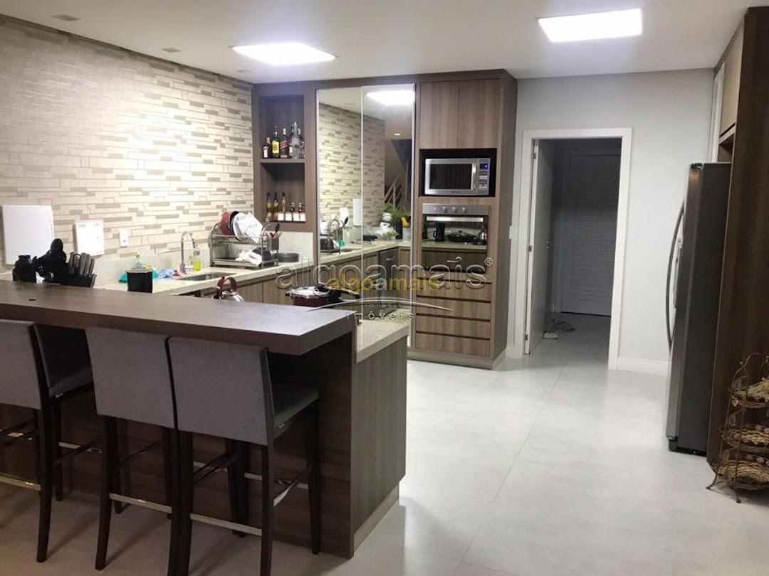 Casa de Condomínio à venda com 4 quartos, 350m² - Foto 11