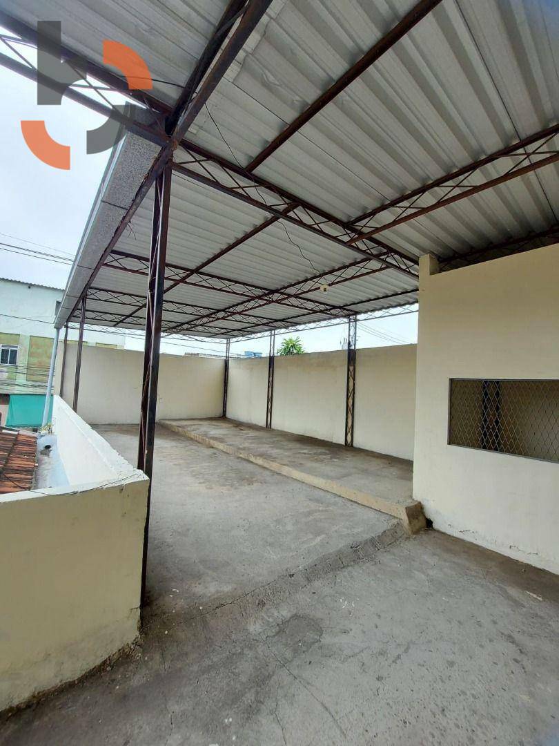 Casa à venda com 4 quartos, 105m² - Foto 6