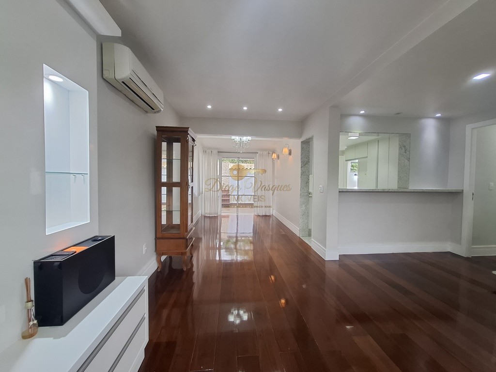 Casa de Condomínio à venda com 3 quartos, 128m² - Foto 2