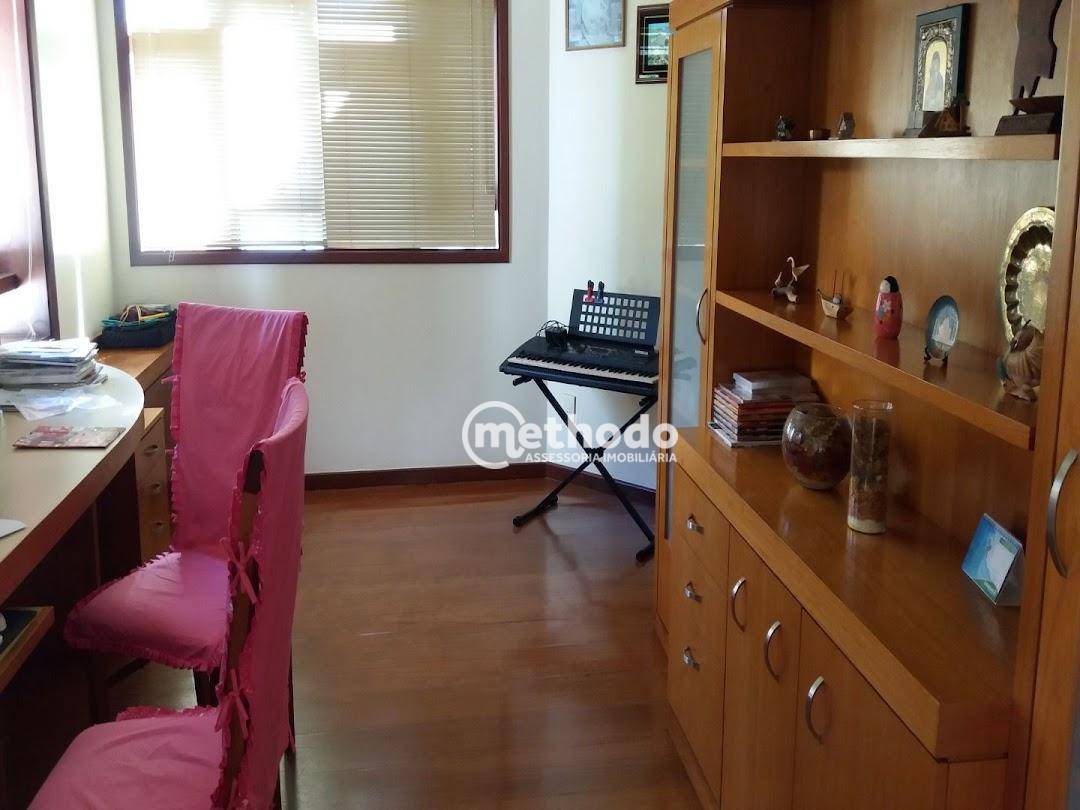 Casa de Condomínio à venda com 3 quartos, 310m² - Foto 13