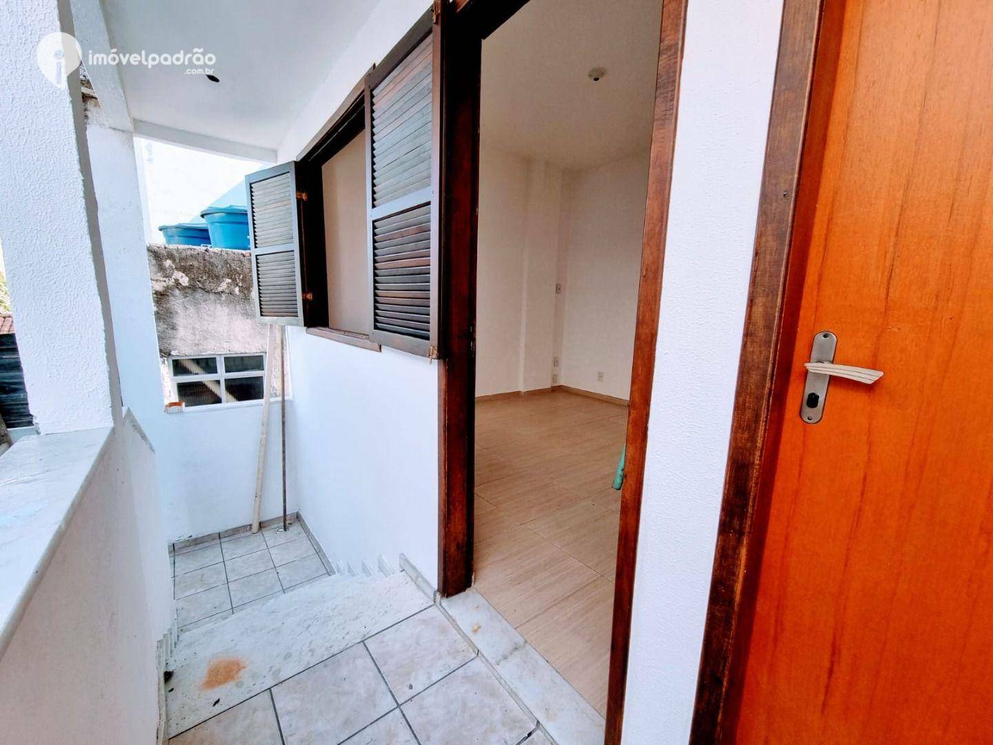 Apartamento à venda com 2 quartos, 70m² - Foto 5