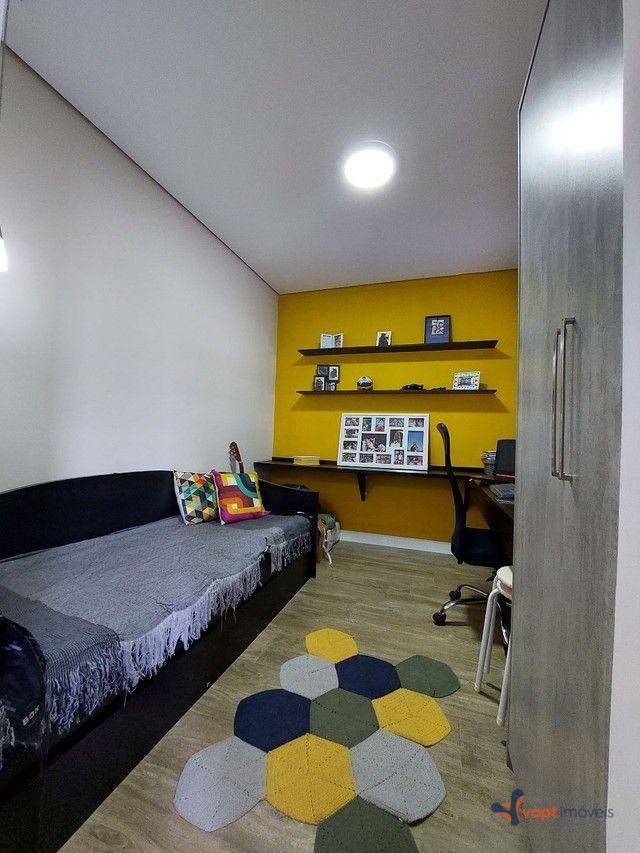 Sobrado à venda com 4 quartos, 215m² - Foto 8