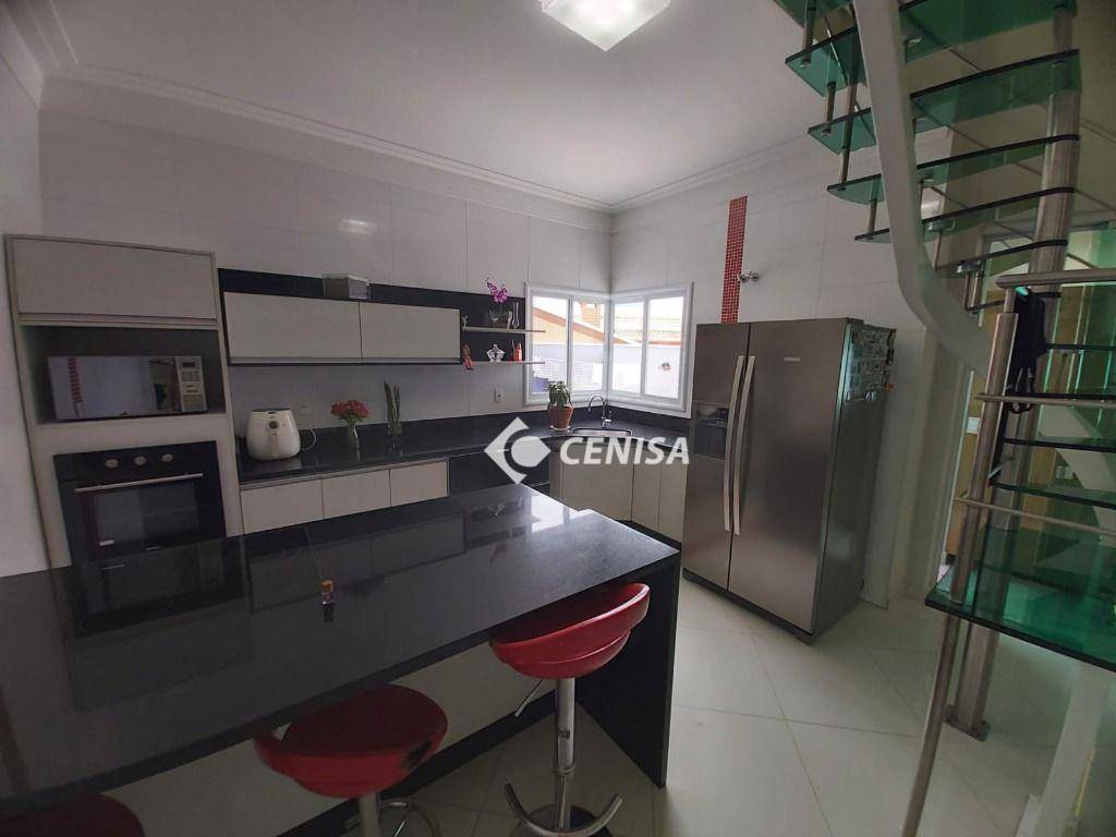 Casa de Condomínio à venda e aluguel com 4 quartos, 292m² - Foto 19