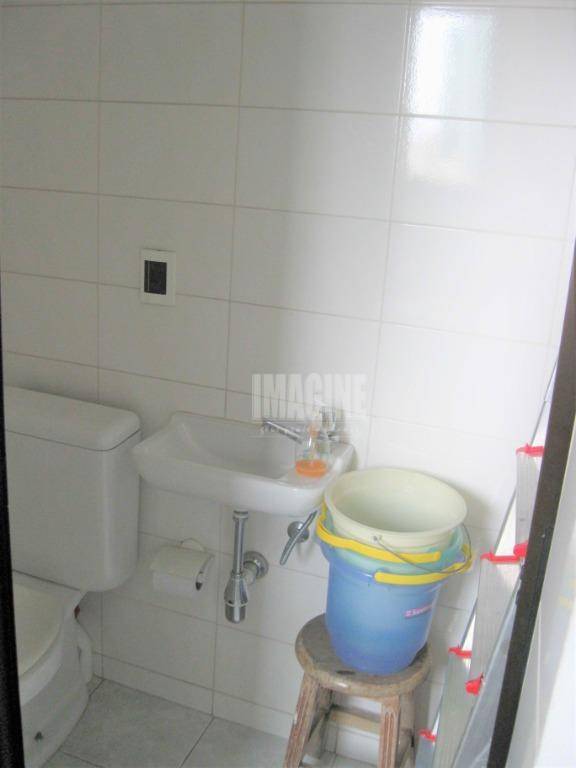 Cobertura à venda com 3 quartos, 250m² - Foto 33