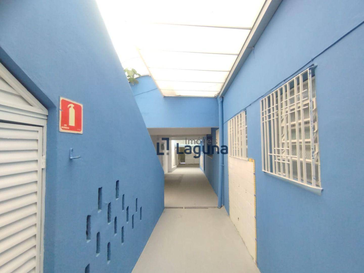 Prédio Inteiro para alugar, 670m² - Foto 2