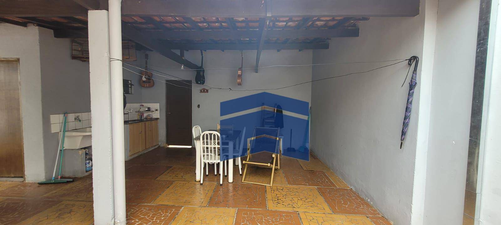 Casa à venda com 3 quartos, 193m² - Foto 16