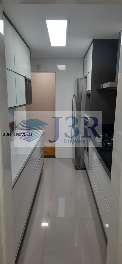 Apartamento para alugar com 3 quartos, 80m² - Foto 22