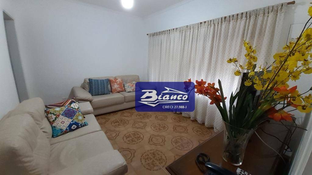 Sobrado à venda com 5 quartos, 125m² - Foto 1