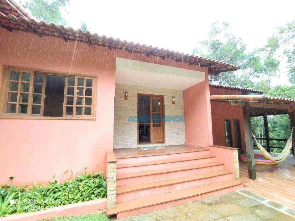 Casa de Condomínio à venda com 3 quartos, 270m² - Foto 2