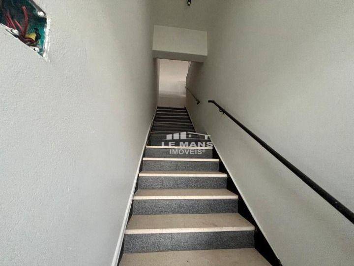 Casa, 3 quartos, 153 m² - Foto 2