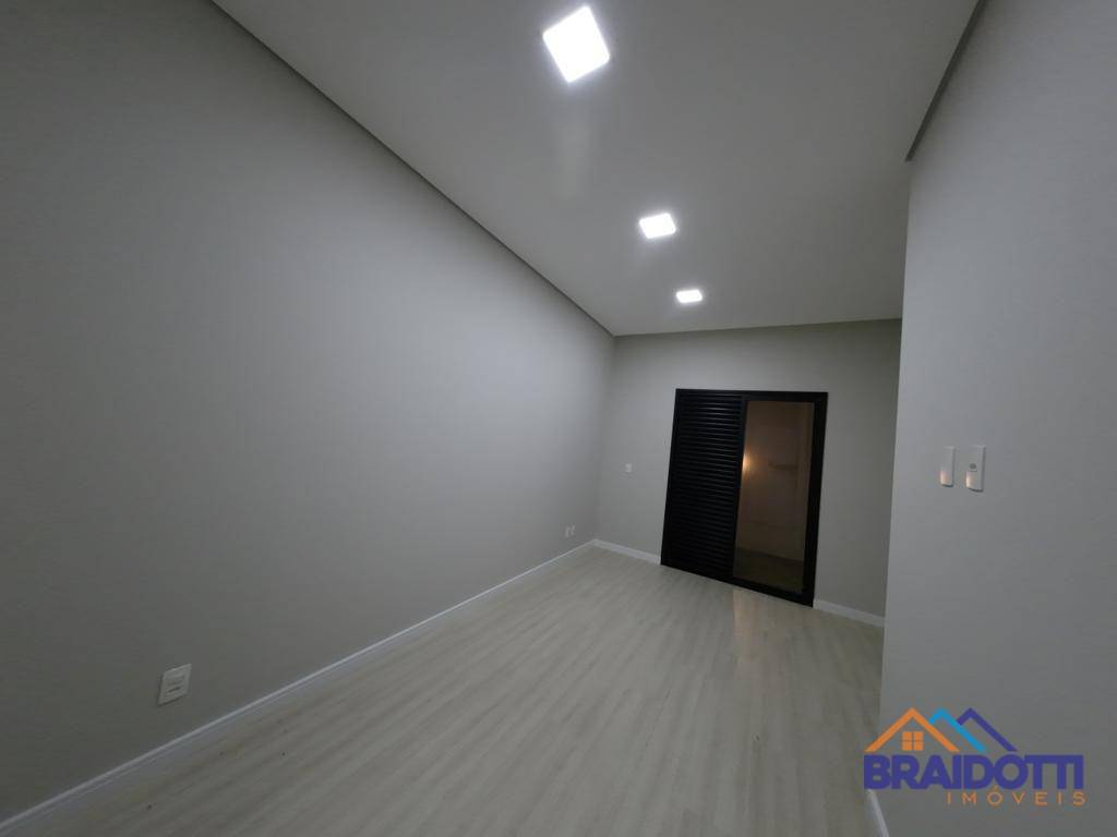 Casa à venda com 3 quartos, 141m² - Foto 5