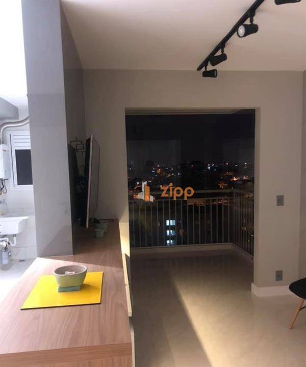 Apartamento à venda com 2 quartos, 68m² - Foto 1