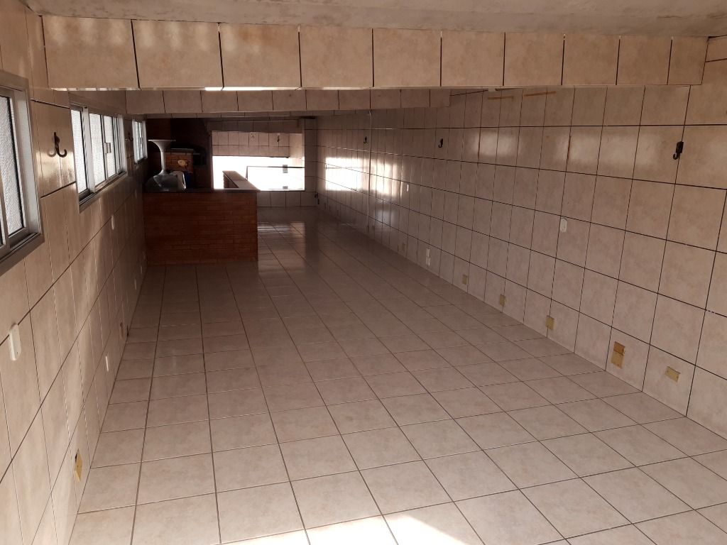 Sobrado à venda com 4 quartos, 250m² - Foto 92