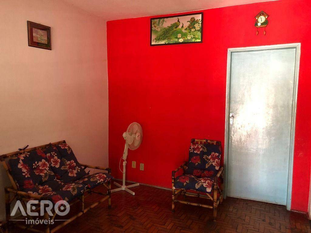 Casa à venda com 3 quartos, 183m² - Foto 6