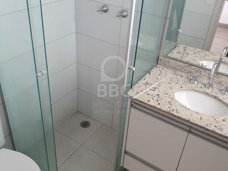 Apartamento para alugar com 2 quartos, 75m² - Foto 14