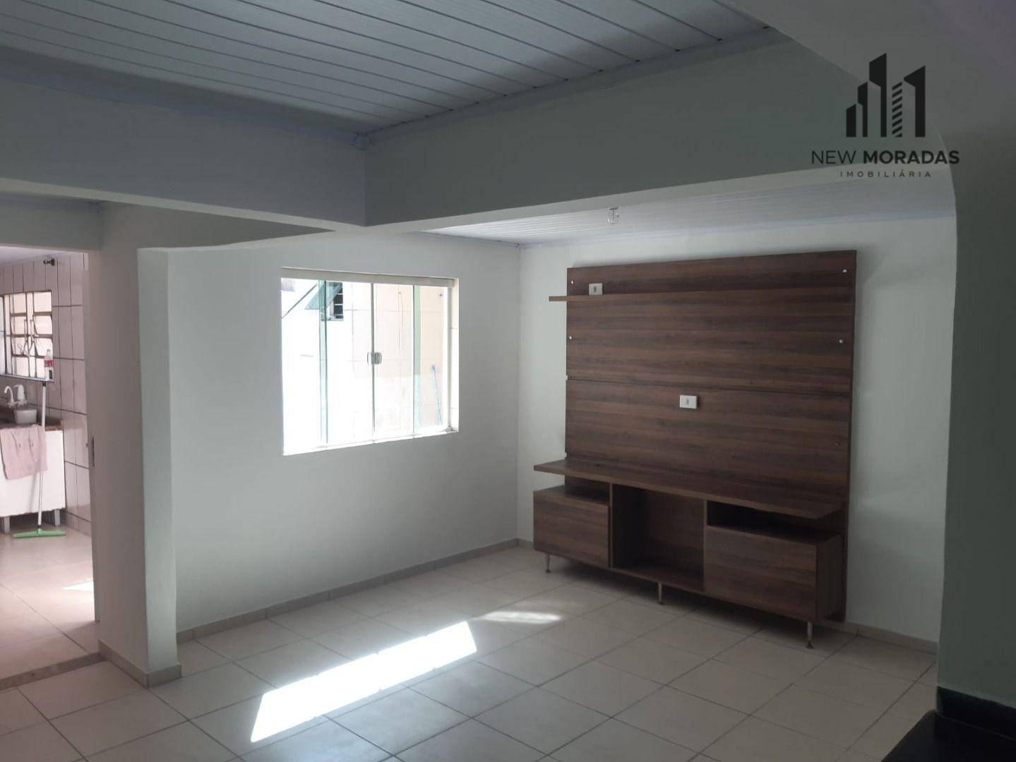 Casa à venda com 3 quartos, 135m² - Foto 1