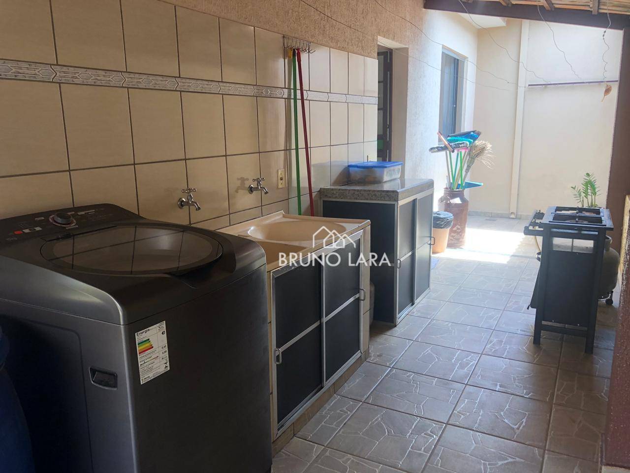 Casa à venda com 4 quartos, 250m² - Foto 19