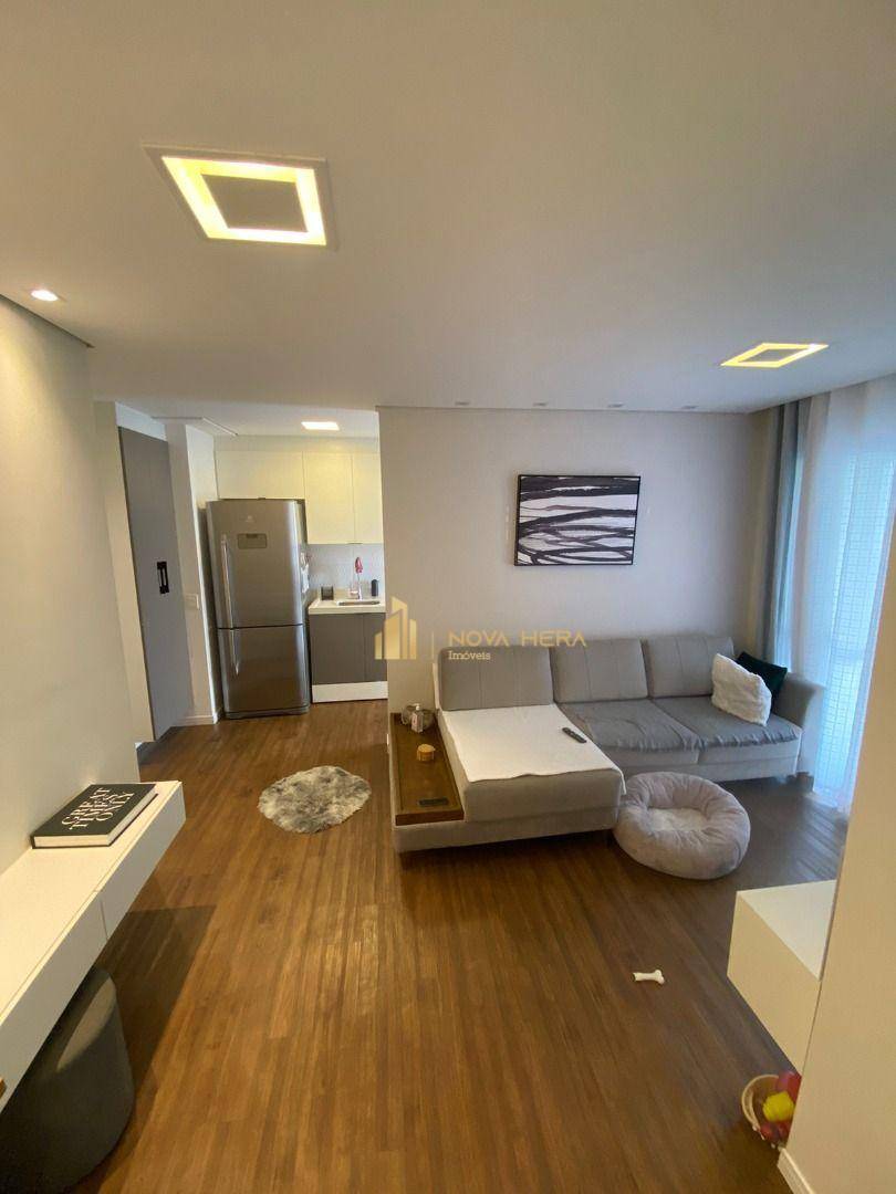 Apartamento à venda com 2 quartos, 64m² - Foto 3