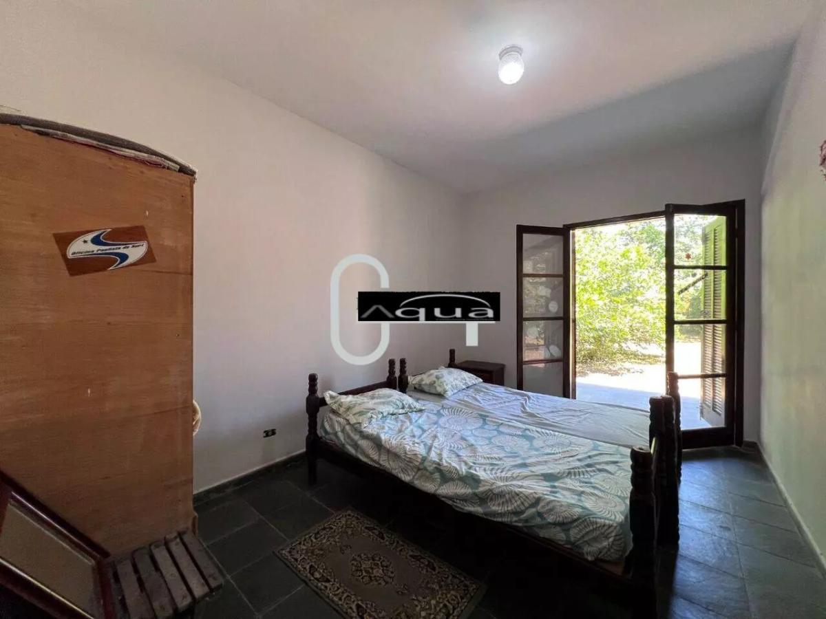 Casa à venda com 3 quartos, 1000m² - Foto 13