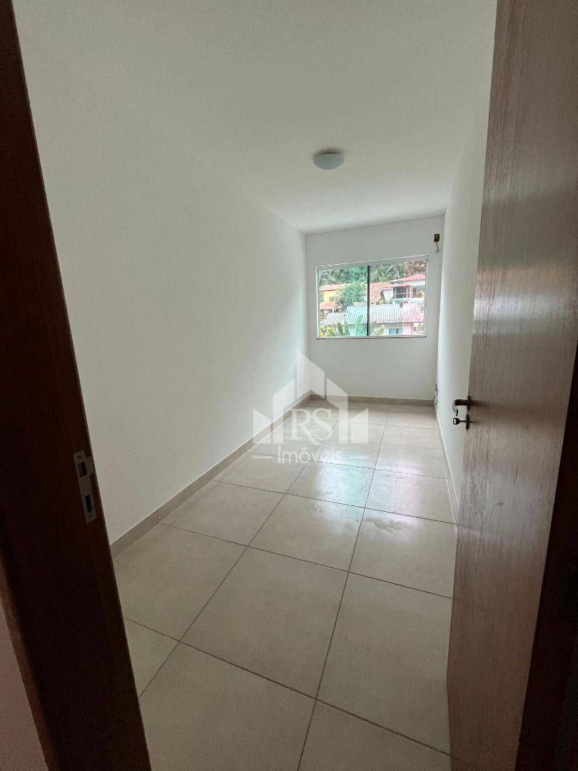 Casa à venda com 3 quartos, 85m² - Foto 7