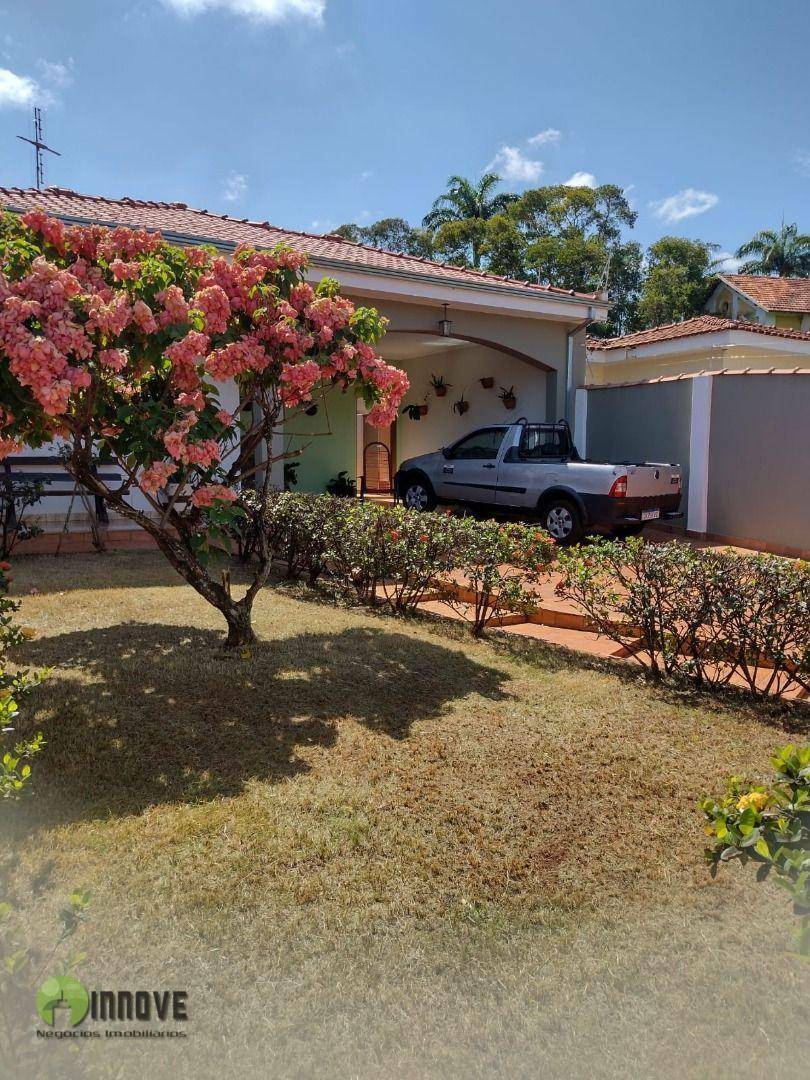 Casa à venda com 3 quartos, 191m² - Foto 4