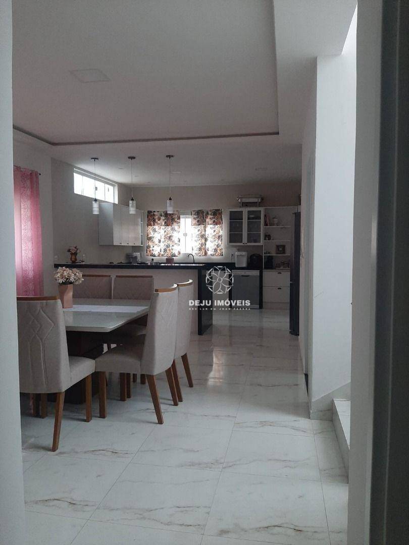 Casa à venda com 4 quartos, 180m² - Foto 22