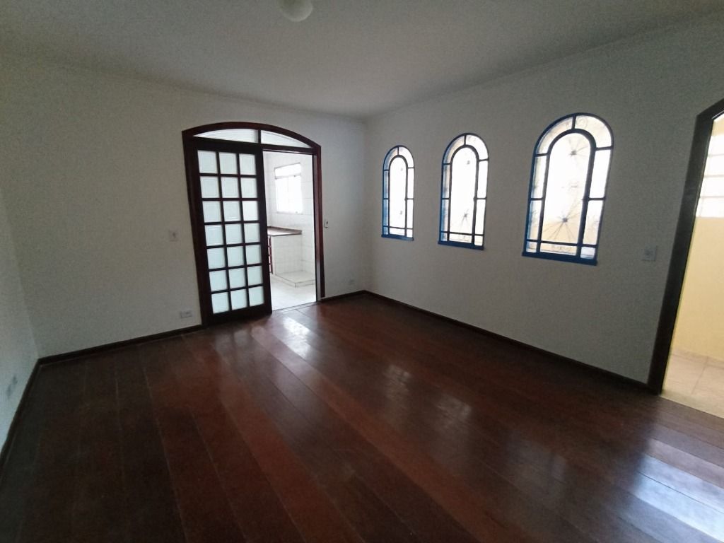 Casa à venda com 3 quartos, 100m² - Foto 14