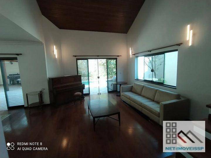 Casa de Condomínio para alugar com 4 quartos, 355m² - Foto 1