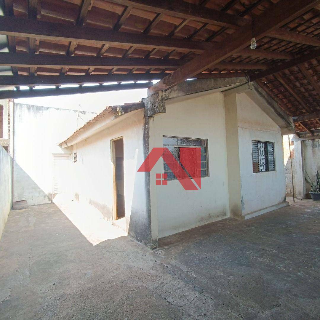 Casa à venda com 2 quartos, 150m² - Foto 11