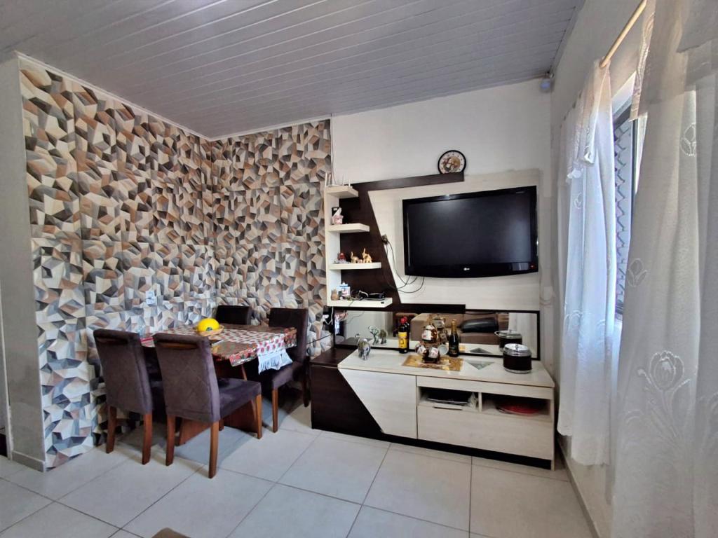 Casa à venda com 2 quartos, 86m² - Foto 3