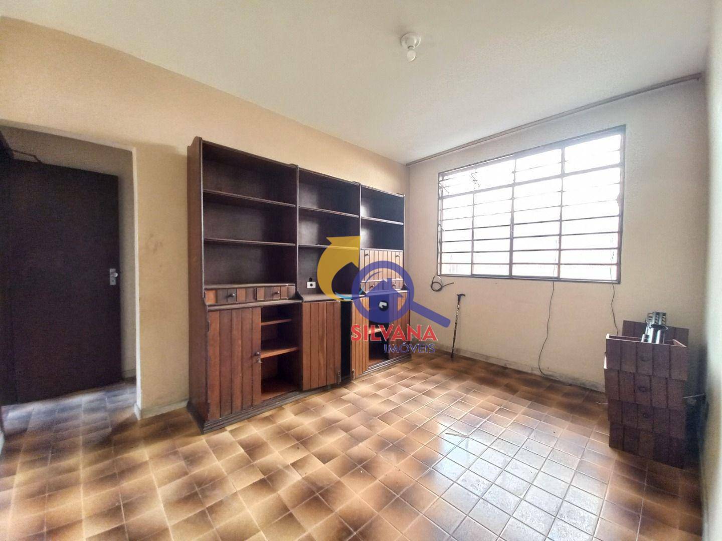 Casa à venda com 3 quartos, 260m² - Foto 9