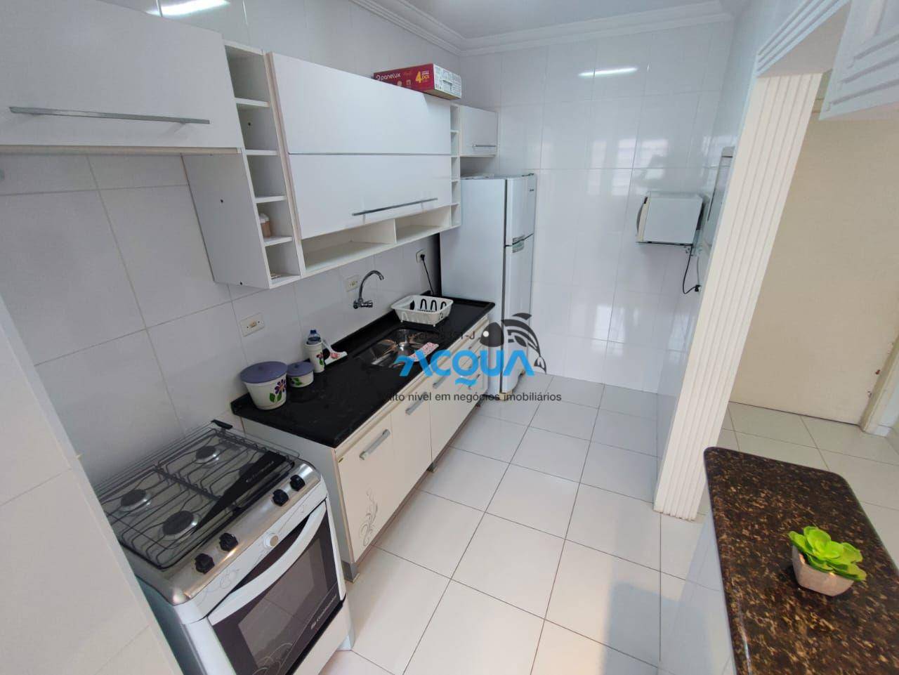 Apartamento à venda com 2 quartos, 75m² - Foto 3